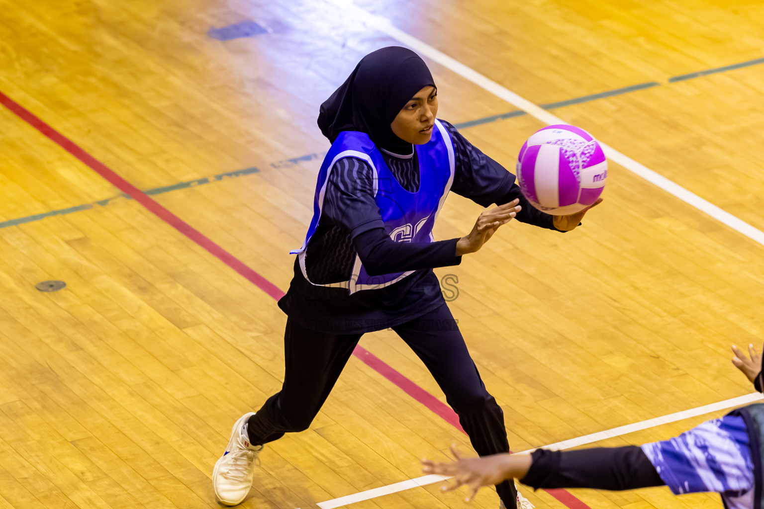 SC Skylark vs SC Shining Star in Day 7 of 24th Milo Netball Association Championship was held in Social Center at Male', Maldives on Sunday, 7th September 2025. Photos: Nausham Waheed / images.mv