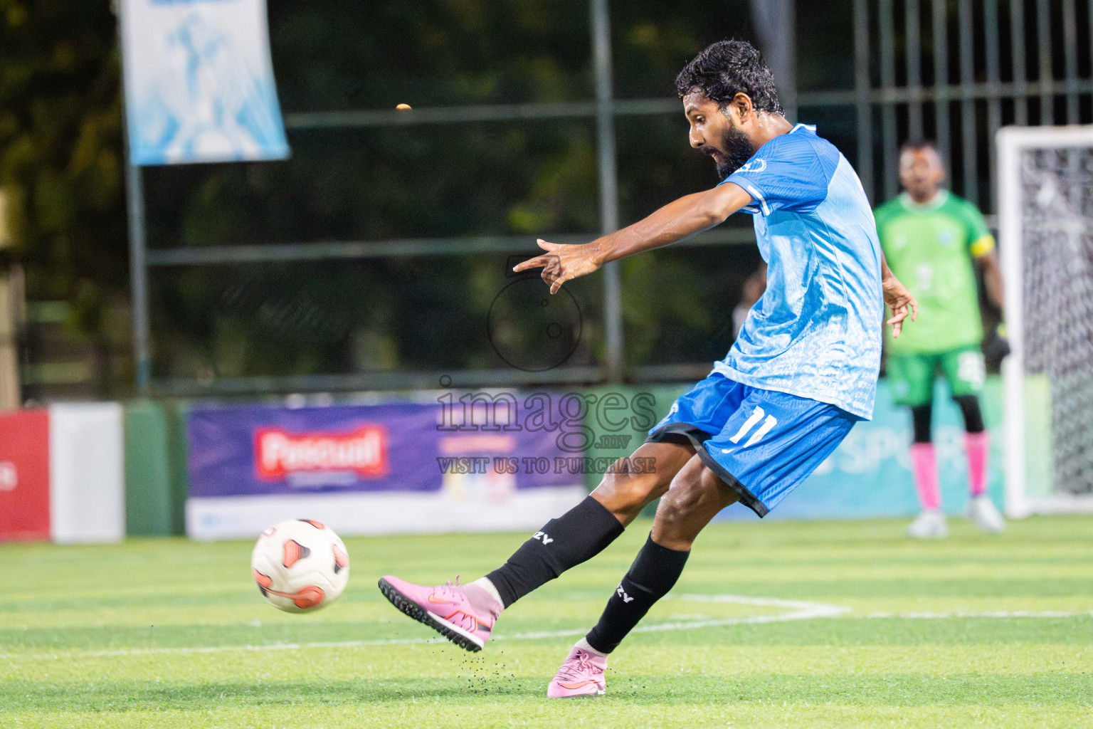Foemathi VS Laamu Blues in Day 3 - Fonadhoo Youth Futsal Challenge 2025 held in Fonadhoo Futsal Stadium, L. Fonadhoo, Maldives on Tuesdat, 28th October 2025 Photos: Arif Rasheed / images.mv