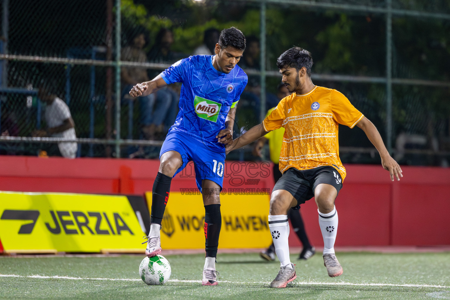 Police Club vs Club Male' City in Day 5 of Office League 2025 was held on Sunday, 20th April 2025 in Hulhumale', Maldives.
Photos: Ismail Thoriq / images.mv