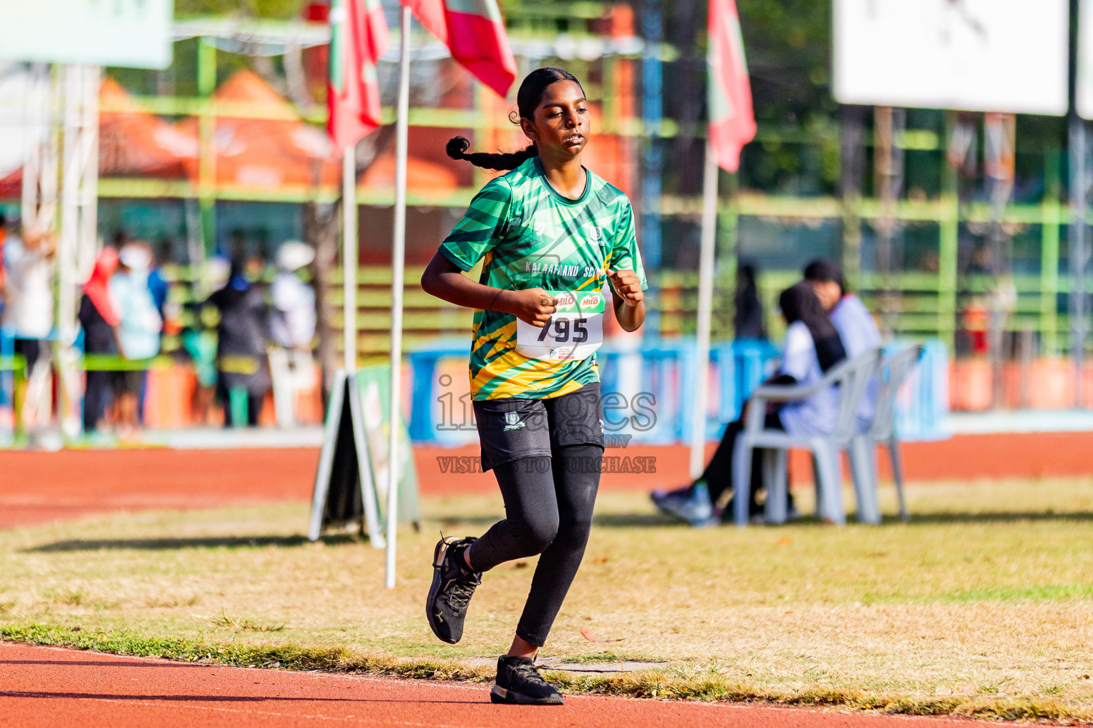 Day 3 of Inter-school Athletics Championship 2025 held in Ekuveni Synthetic Track, Male', Maldives on Wednesday, 08th October 2025. Photos by: Areef Adam / Images.mv