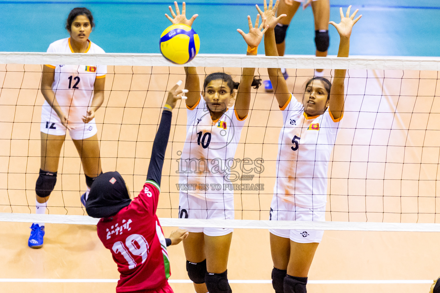 Sri Lanka vs Maldives in Semi Final of CAVA U20 Woman's Volleyball Championship 2024 was held in Social Center, Male', Maldives on 22nd July 2024. Photos: Nausham Waheed / images.mv