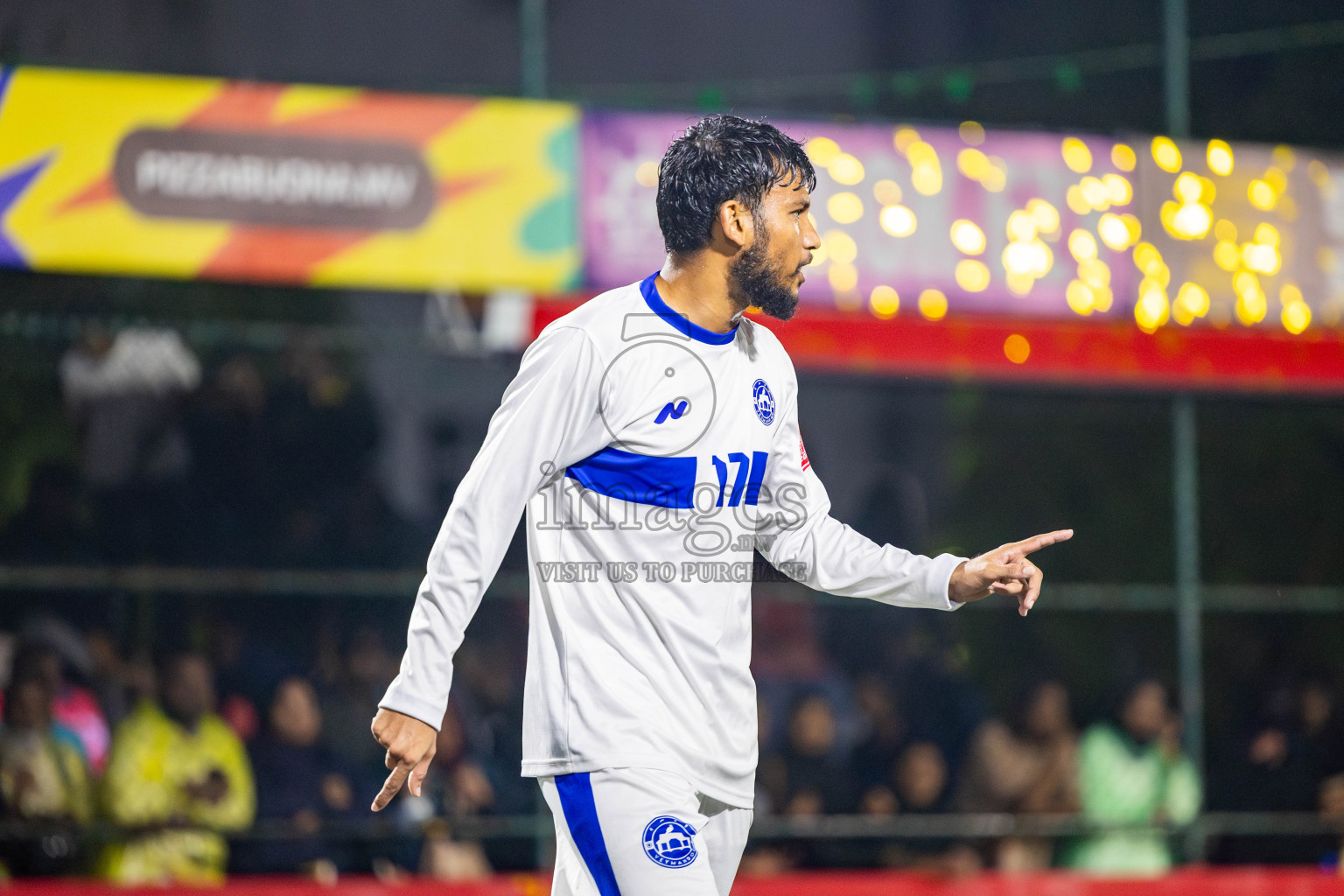 Th Thimarafushi VS Th Veymandoo in Atoll Round Semi-Final on Day 22 of Golden Futsal Challenge 2025 was held on Sunday , 26th January 2025, in Hulhumale', Maldives. Photos: Nausham Waheed / images.mv