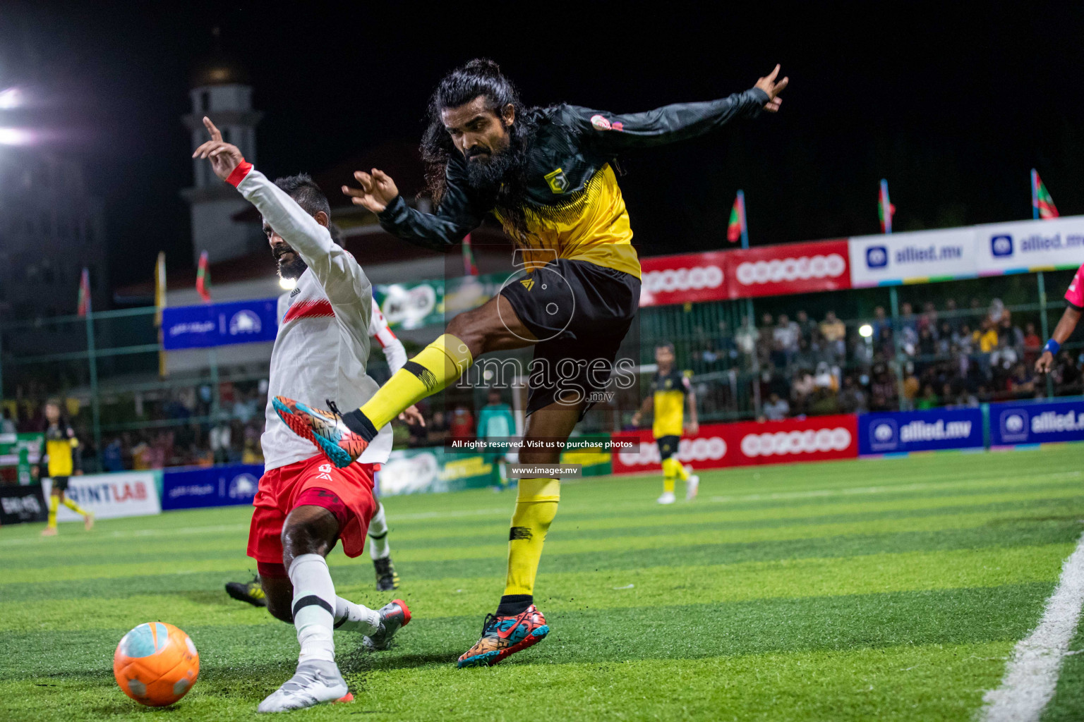 Team FSM Vs Prisons Club in the Semi Finals of Club Maldives 2021 held in Hulhumale, Maldives on 15 December 2021. Photos: Shuu Abdul Sattar / images.mv