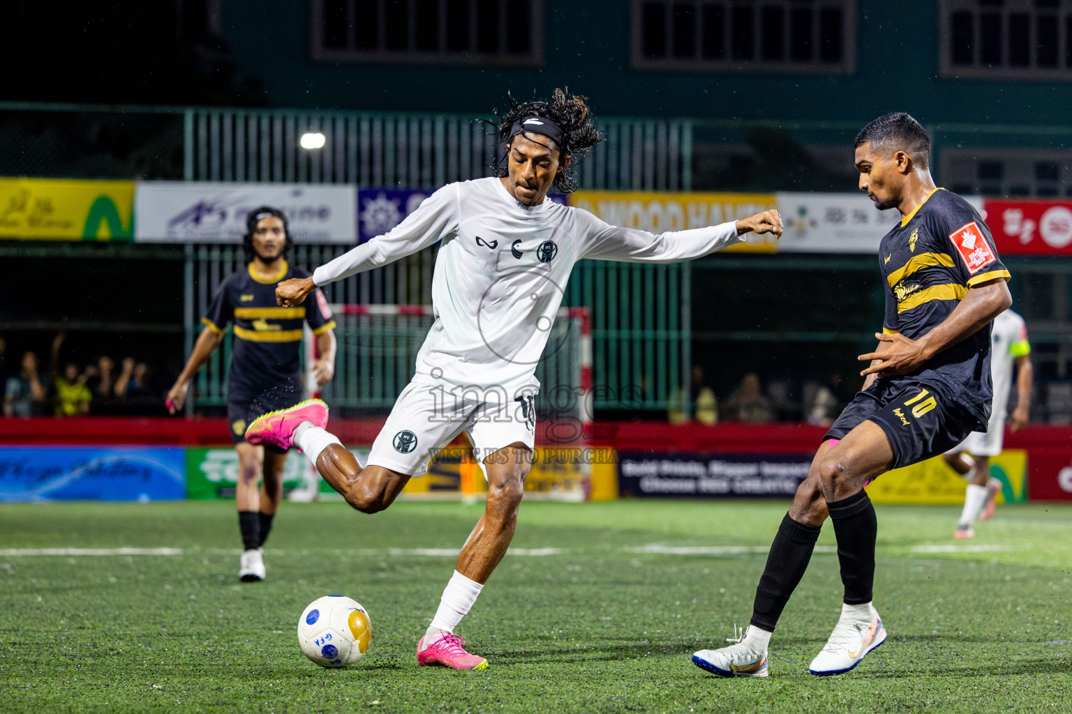 HA Utheem VS HA Ihavandhoo in Day 9 of Golden Futsal Challenge 2025 was held on Monday, 13th January 2025, in Hulhumale', Maldives Photos: Nausham Waheed , Ismail Thoriq / images.mv