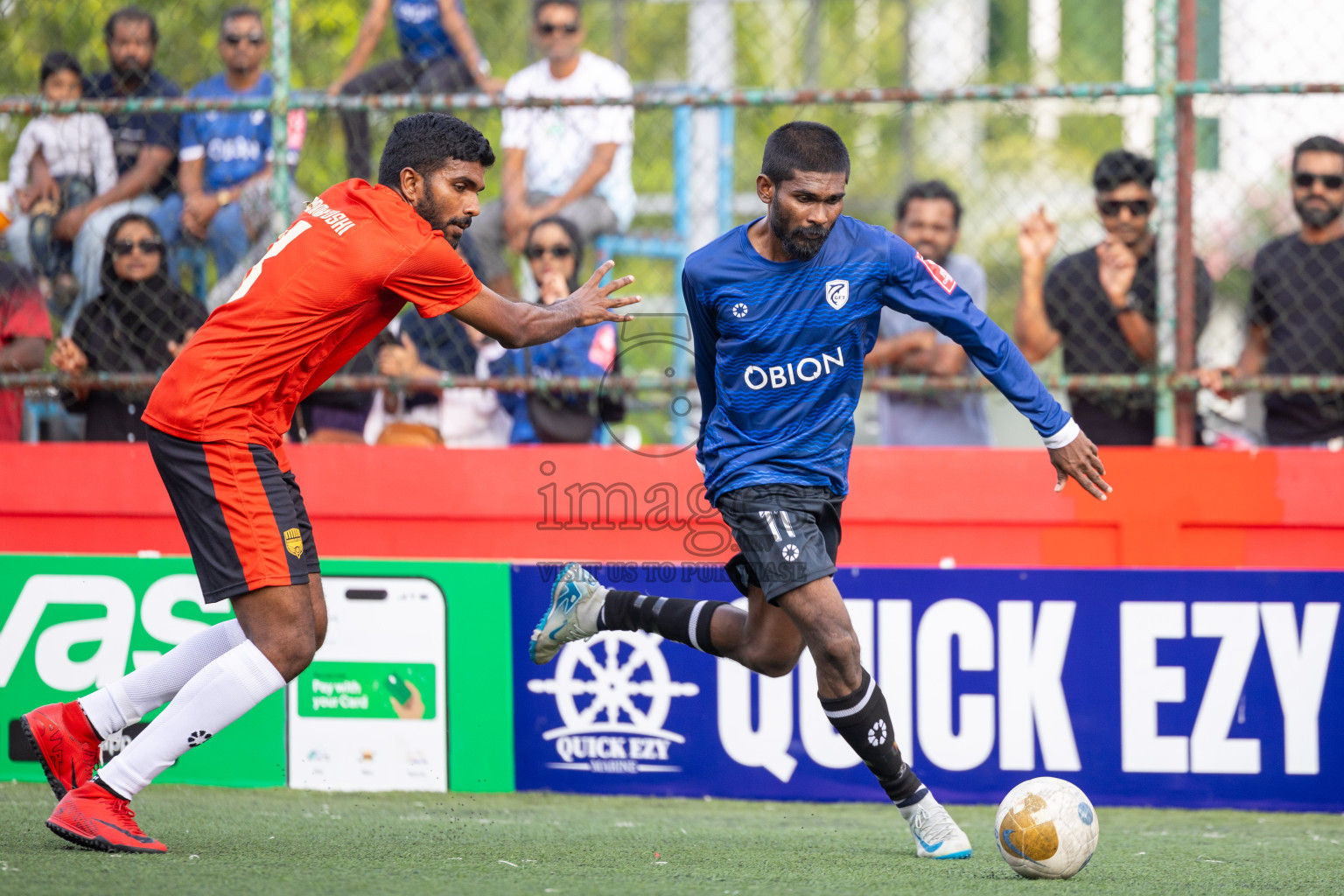 K Gaafaru vs K Himmafushi in Day 15 of Golden Futsal Challenge 2025 was held on Sunday, 19th January 2025, in Hulhumale', Maldives. Photos: Mohamed Mahfooz Moosa / images.mv