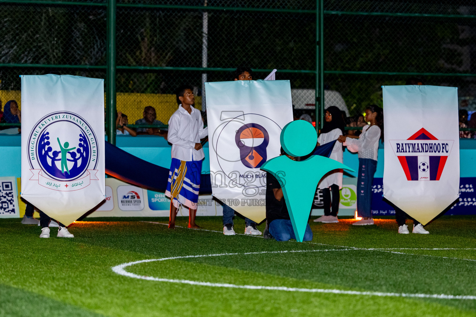 Dee Ess Kay vs Kovigoani in Final of Laamehi Dhiggaru Ekuveri Futsal Challenge 2024 was held on Wednesday, 31st July 2024, at Dhiggaru Futsal Ground, Dhiggaru, Maldives Photos: Nausham Waheed / images.mv