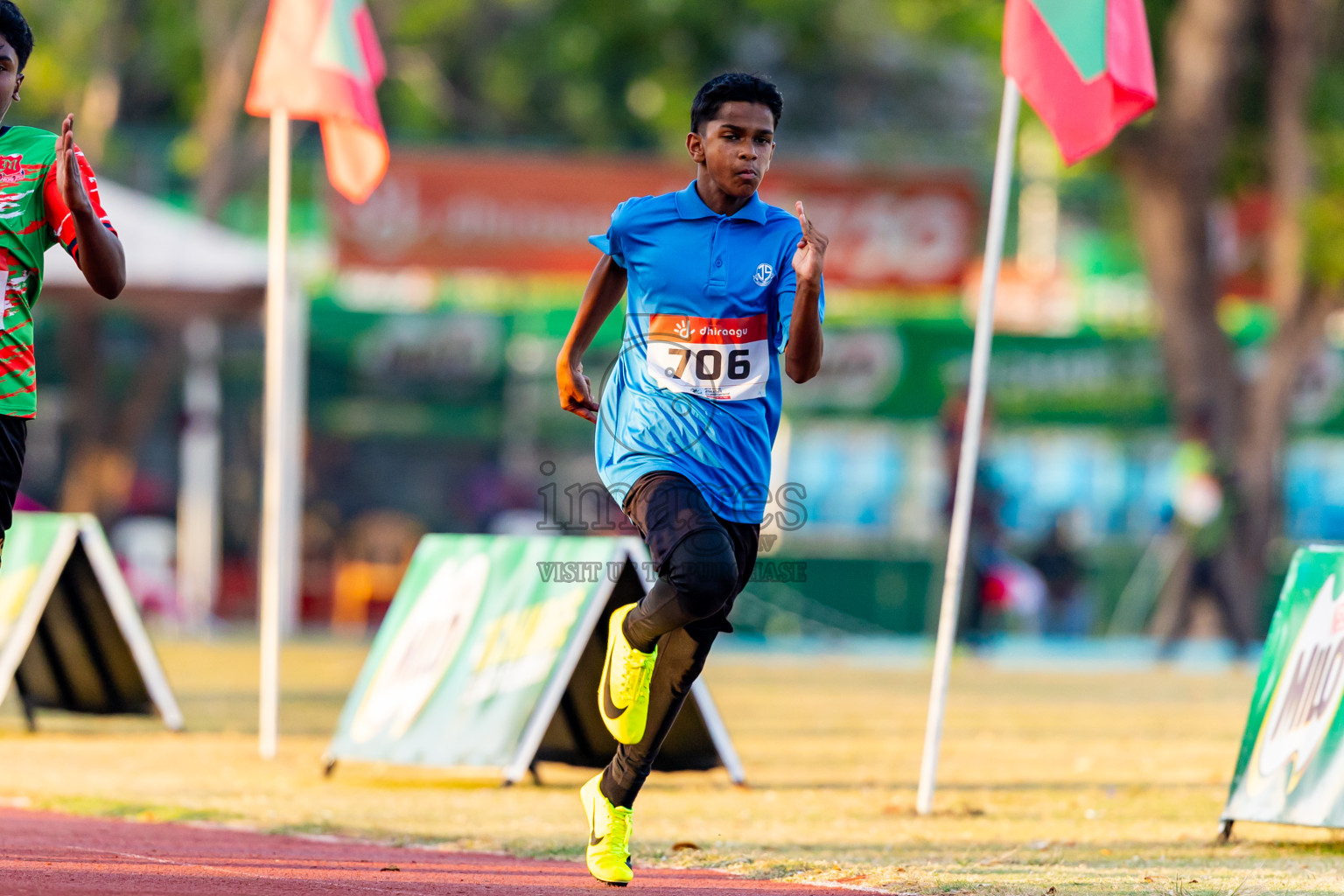 Day 2 of Inter-school Athletics Championship 2025 held in Ekuveni Synthetic Track, Male', Maldives on Tuesday, 07th October 2025. Photos by: Nausham Waheed / Images.mv