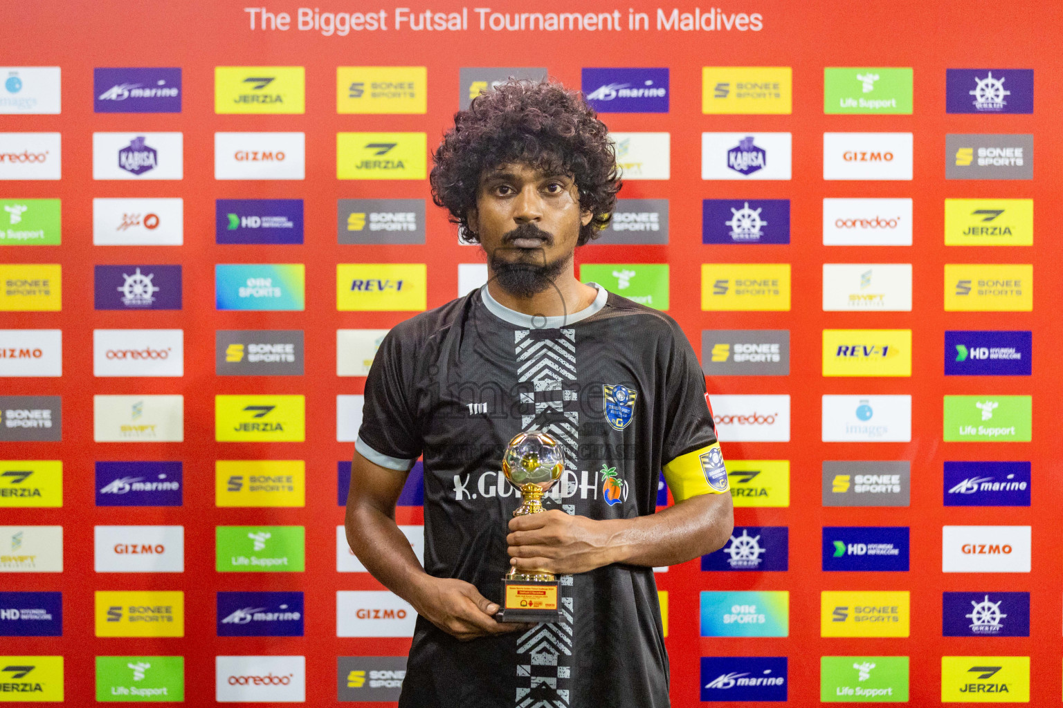 K Dhiffushi vs K Guraidhoo in Day 22 of Golden Futsal Challenge 2024 was held on Monday , 5th February 2024 in Hulhumale', Maldives Photos: Nausham Waheed / images.mv