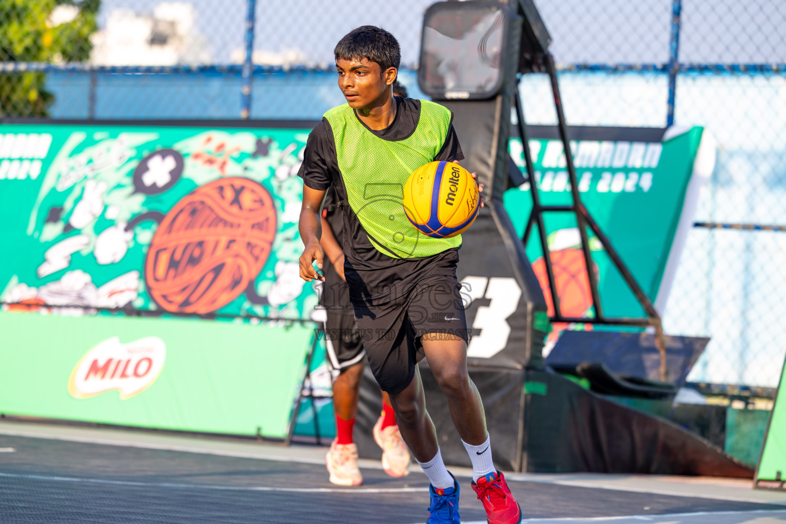Day 2 of MILO Ramadan 3x3 Challenge 2024 was held in Ekuveni Outdoor Basketball Court at Male', Maldives on Wednesday, 13th March 2024.
Photos: Ismail Thoriq / images.mv
