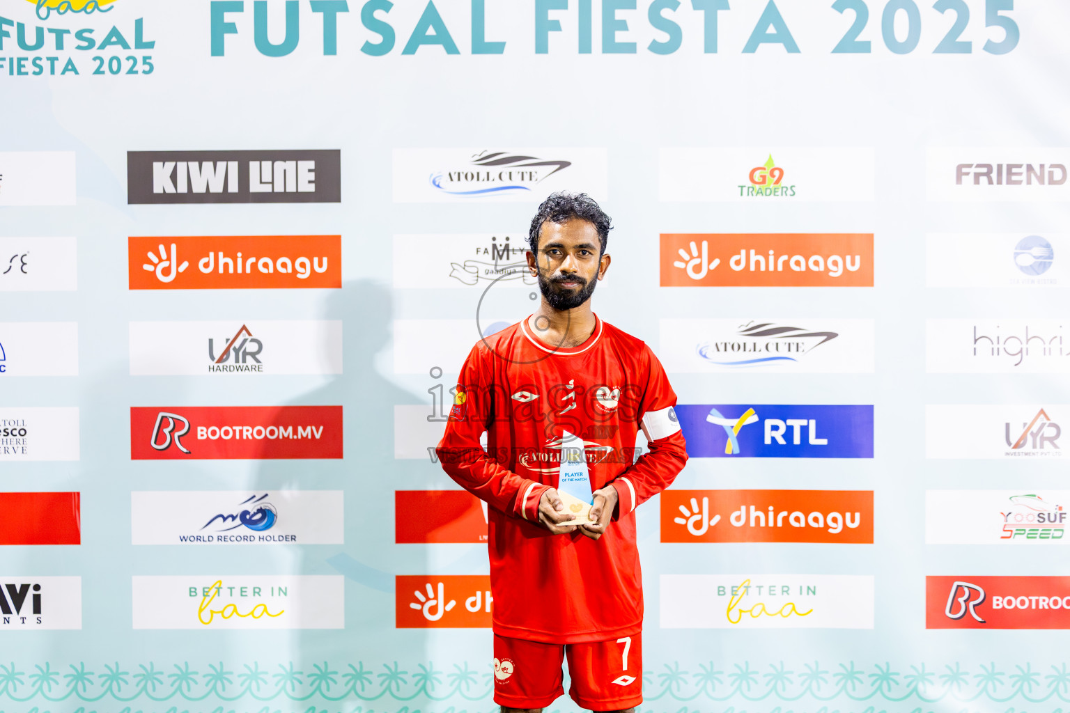 Goidhoo vs Dhonfan in Quater Finals of Better in Baa Futsal Fiesta 2025 Men's division held in B. Eydhafushi, Maldives on Thursday, 13th November 2025. Photos: Nausham Waheed / images.mv