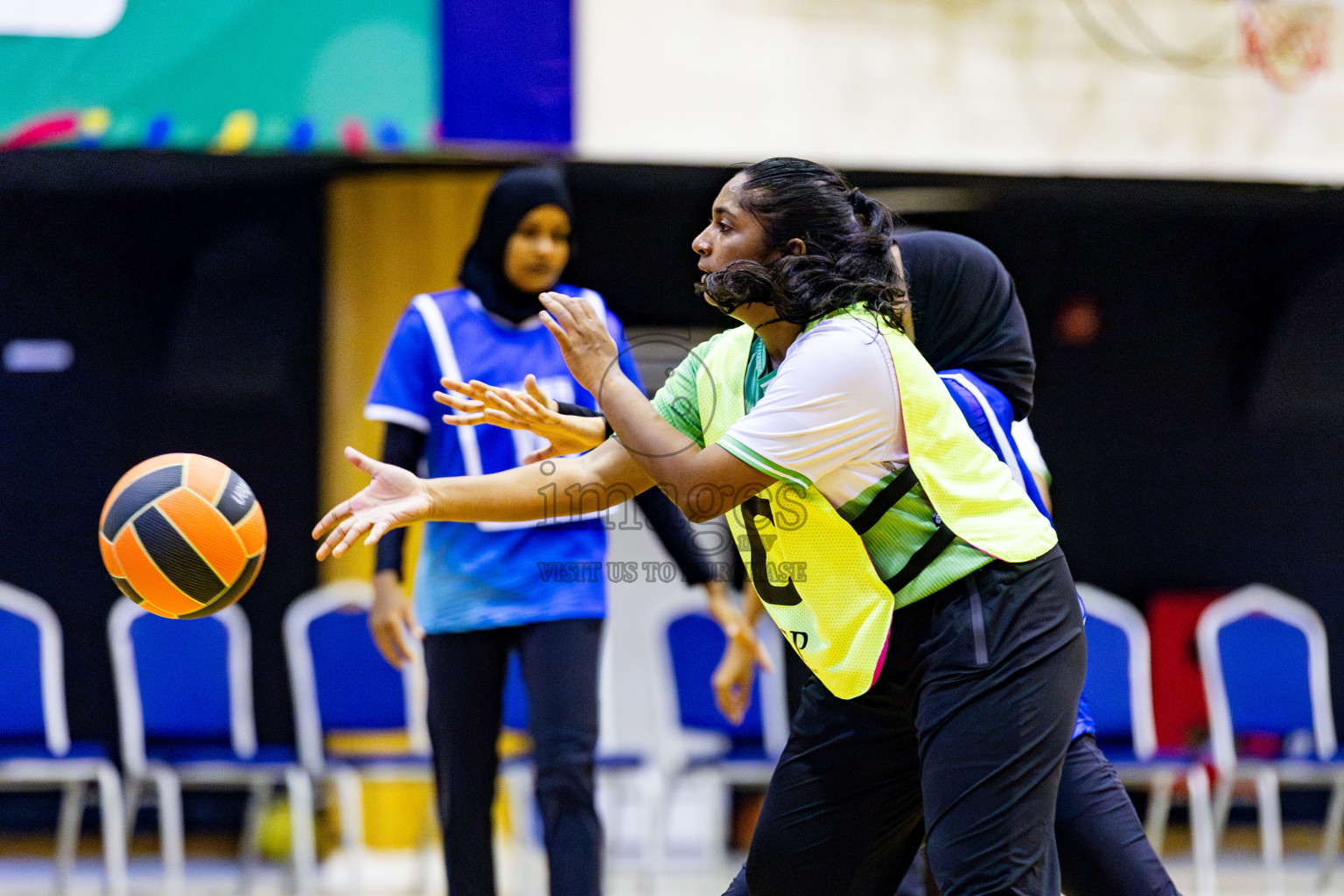 Kulhudhuffushi Youth & Recreation Club vs Club Green StreetDay 2 of 21st National Netball Tournament was held in Social Canter at Male', Maldives on Friday, 18th May 2024. Photos: Nausham Waheed / images.mv