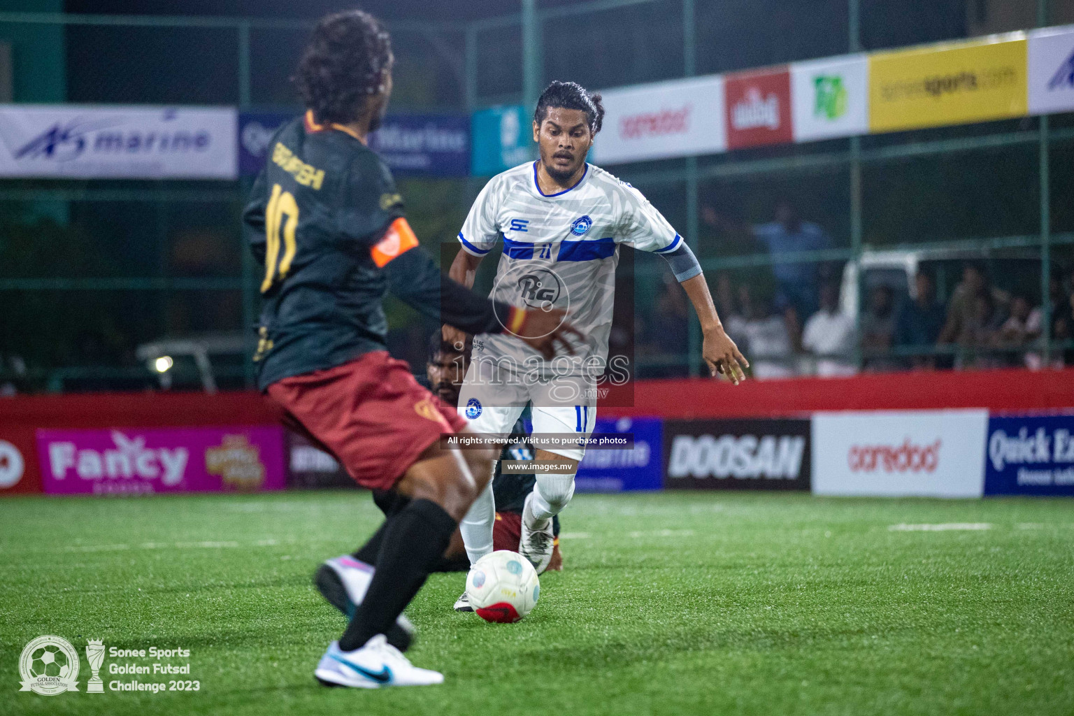 Th. Gaadhiffushi vs Th. Veymandoo in Day 4 of Golden Futsal Challenge 2023 on 08 February 2023 in Hulhumale, Male, Maldives