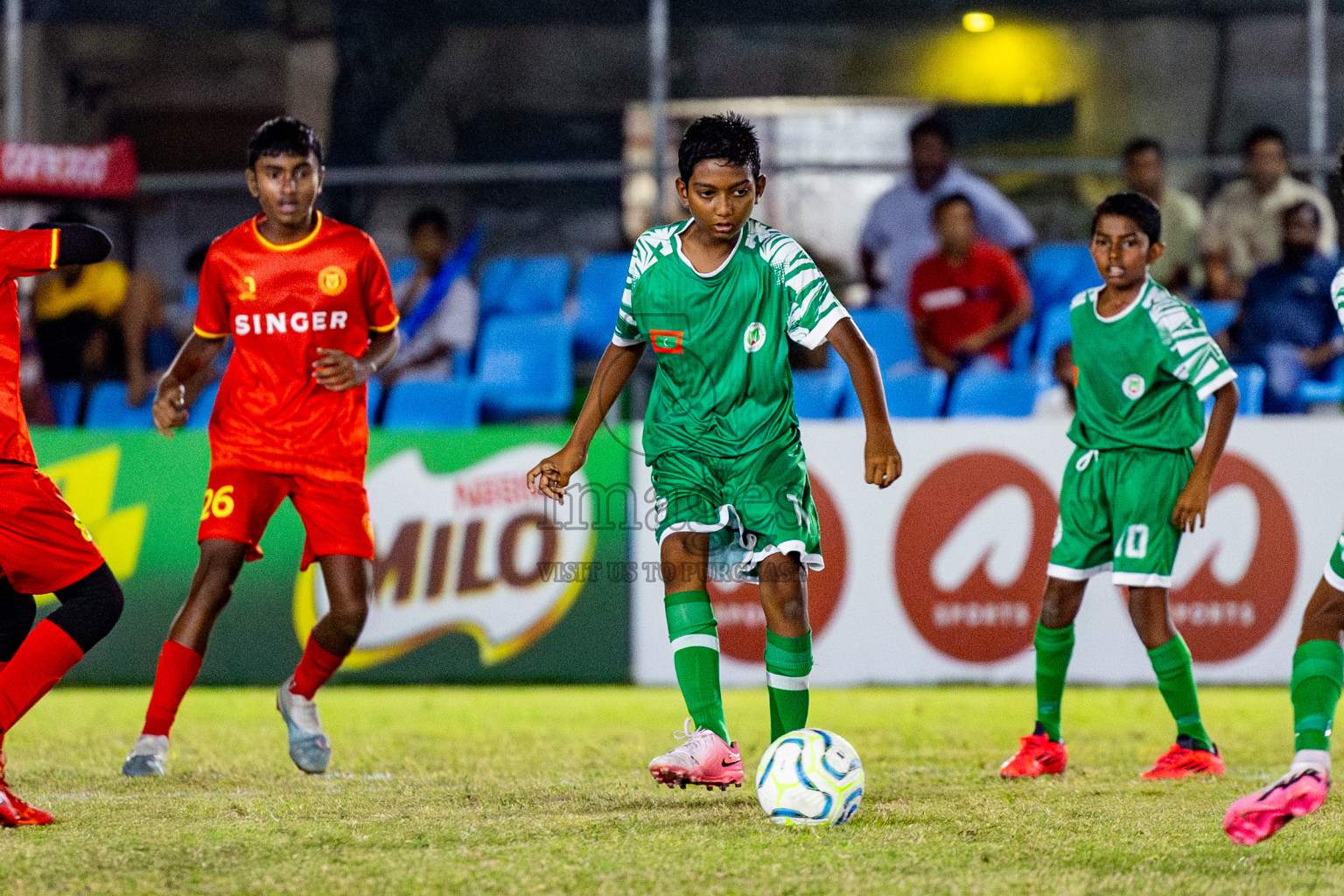 Victory Sports Club vs Hurriyya Sports Club (U12) in Day 9 of Dhivehi Youth League 2024 held at Henveiru Stadium on Saturday, 14th December 2024. Photos: Nausham Waheed / Images.mv