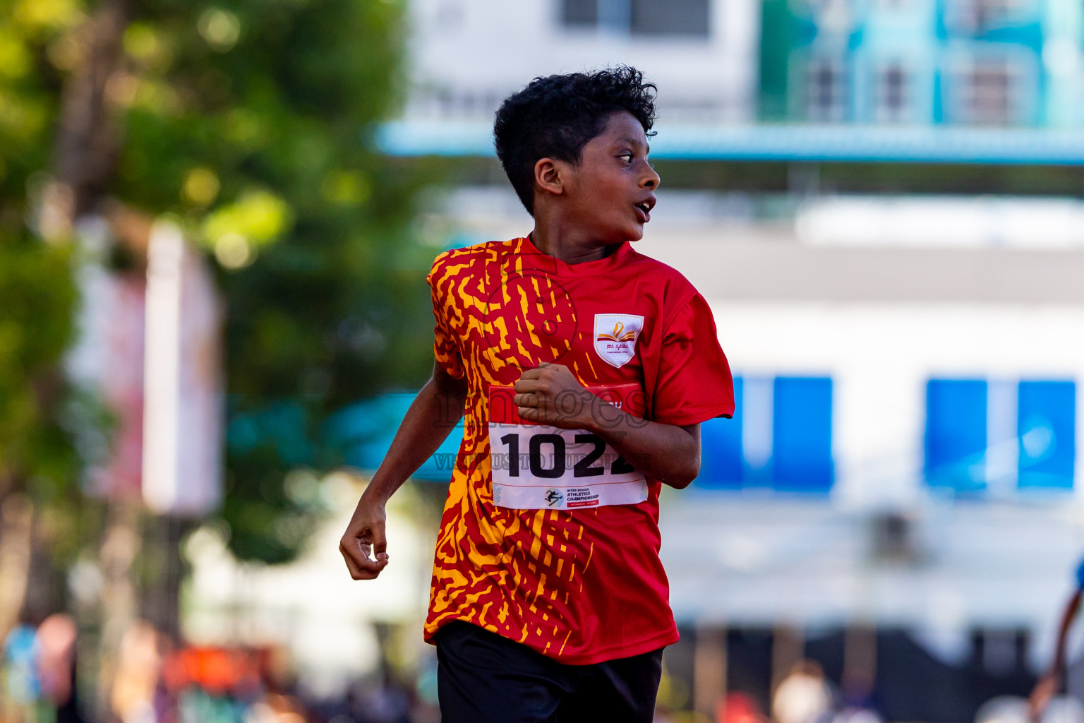 Day 2 of Inter-school Athletics Championship 2025 held in Ekuveni Synthetic Track, Male', Maldives on Tuesday, 07th October 2025. Photos by: Nausham Waheed / Images.mv