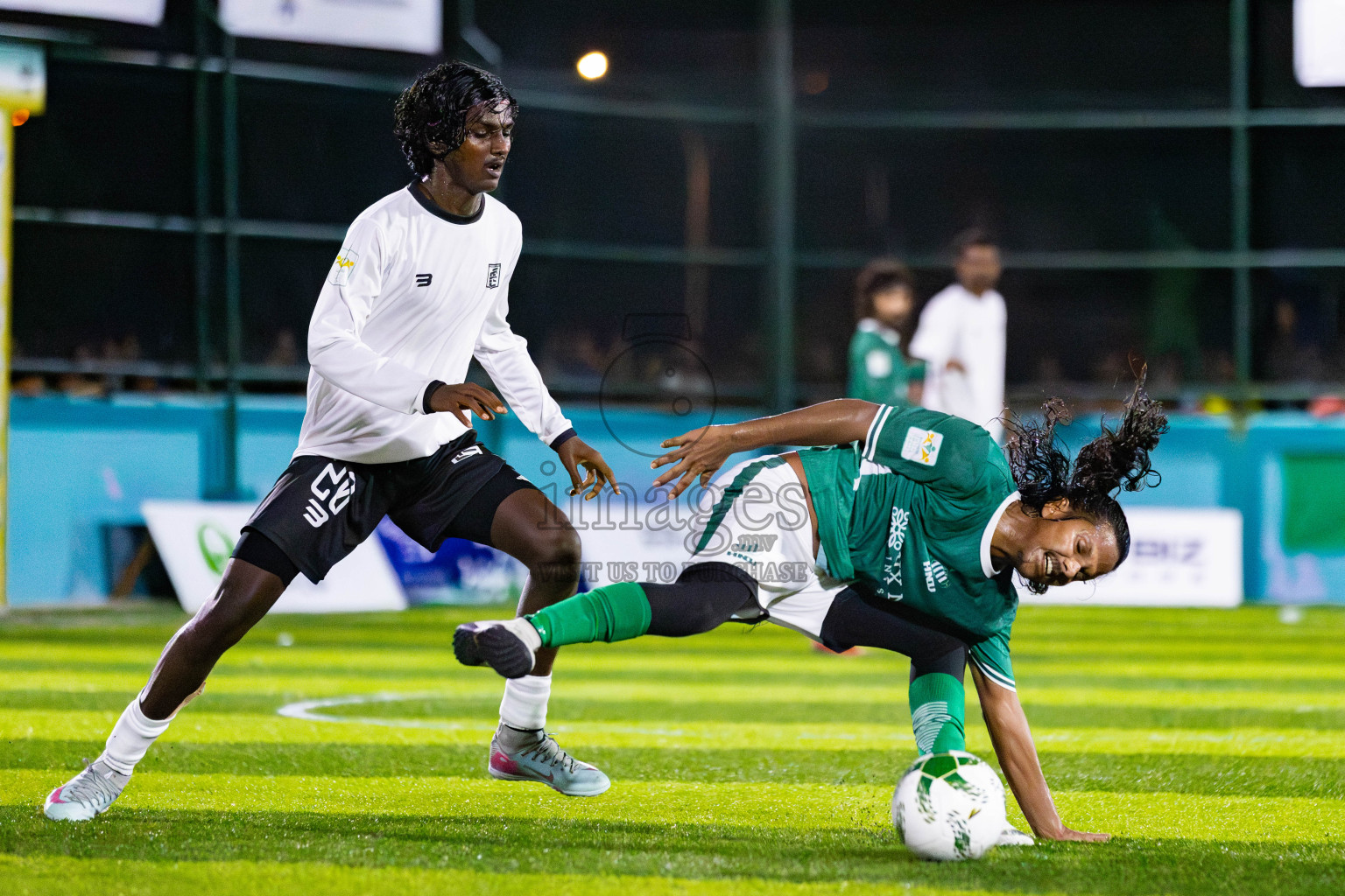 Dee Cee Jay SC vs Comienzo FC in Day 2 of Laamehi Dhiggaru Ekuveri Futsal Challenge 2025 was held on Friday, 25th July 2025, at Dhiggaru Futsal Ground, Dhiggaru, Maldives Photos: Areef Adam / images.mv