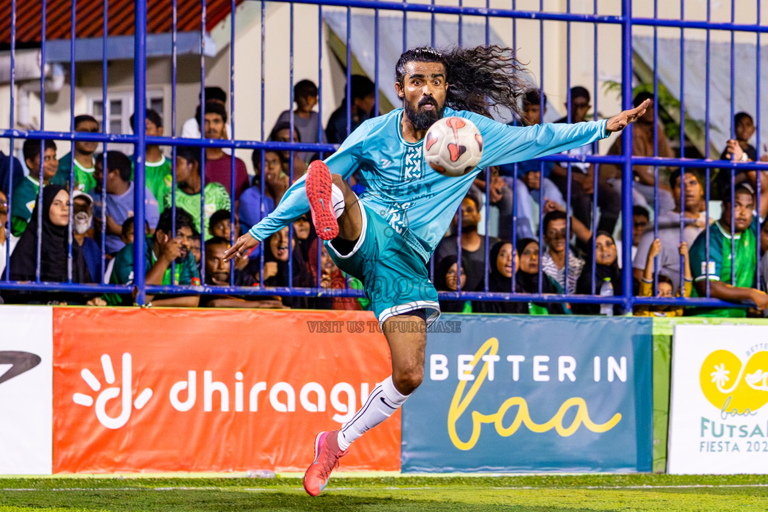Maalhos vs Kamadhoo in Day 2 of Better in Baa Futsal Fiesta 2025 Men's division held in B. Eydhafushi, Maldives on Thursday, 6th November 2025. Photos: Nausham Waheed / images.mv