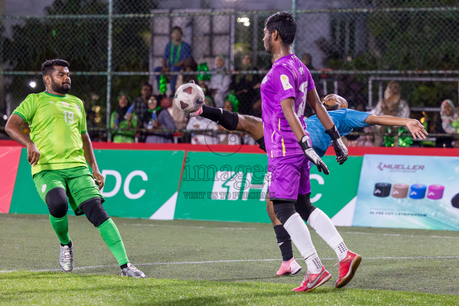 Team DJA VS Trade Club in Club Maldives Classic 2024 held in Rehendi Futsal Ground, Hulhumale', Maldives on Saturday, 14th September 2024. 
Photos: Hassan Simah / images.mv