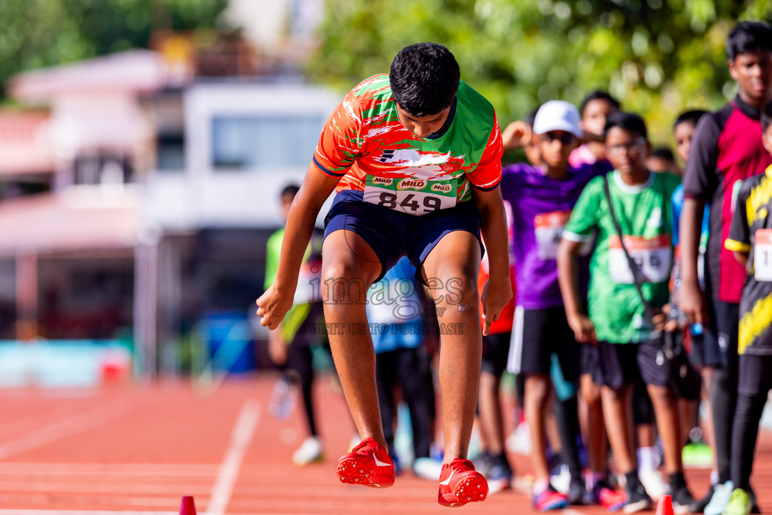 Day 1 of Inter-school Athletics Championship 2025 held in Ekuveni Synthetic Track, Male', Maldives on Monday, 06th October 2025. Photos by: Nausham Waheed / Images.mv