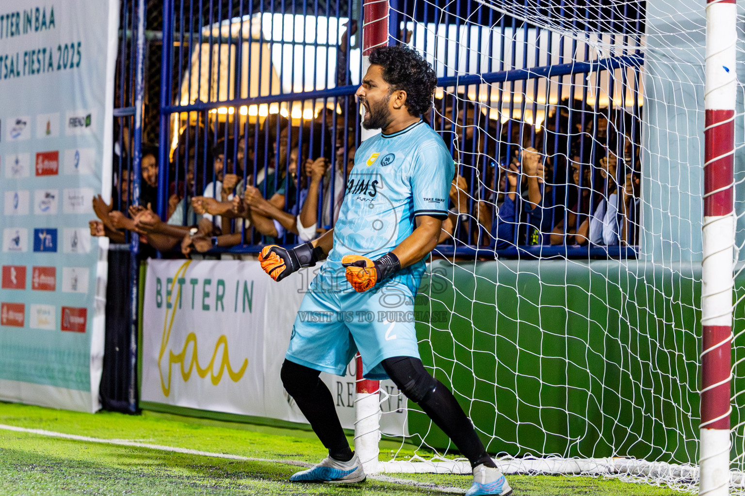 Eydhafushi vs Thulhaadhoo in Semi Finals of Better in Baa Futsal Fiesta 2025 Men's division held in B. Eydhafushi, Maldives on Saturday, 15th November 2025. Photos: Nausham Waheed / images.mv