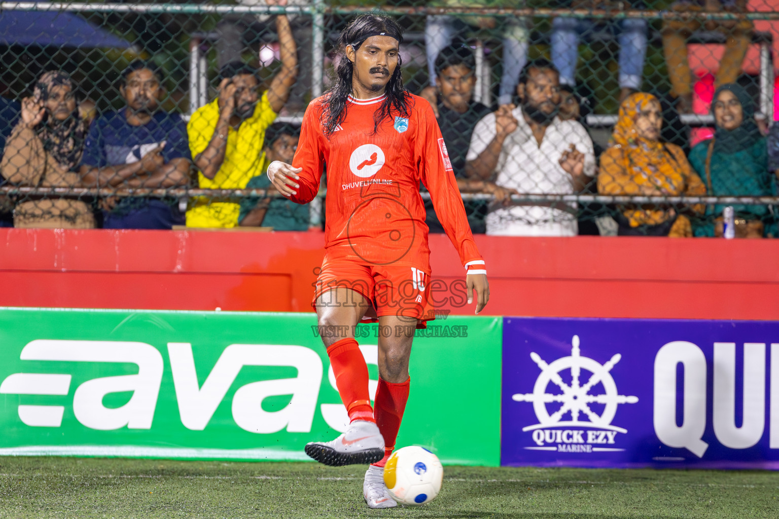 Th Gaadhiffushi vs Th Hirilandhoo  in Day 6 of Golden Futsal Challenge 2025 on Friday, 6th January 2025, in Hulhumale', Maldives
Photos: Ismail Thoriq / images.mv