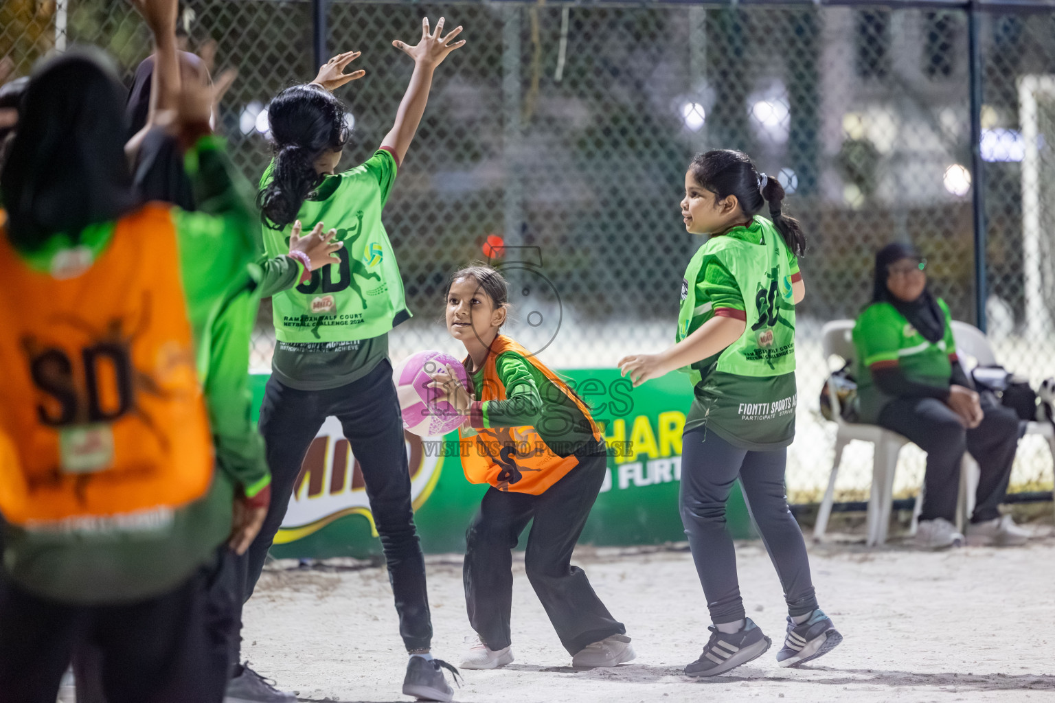 Day 1 of MILO Netball Fest 2025 was held in Cental Park, Hulhumale', Maldives on Thursday, 20th November 2025. 

Photos: Hassan Simah / images.mv