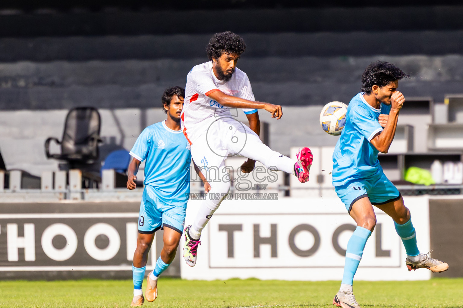Odi Sports Club vs Mahibadhoo Sports Club in the FAM League Cup 2025 held at National Football Stadium, Male', Maldives on Friday, 9th May 2025. Photos By: Nausham Waheed / images.mv