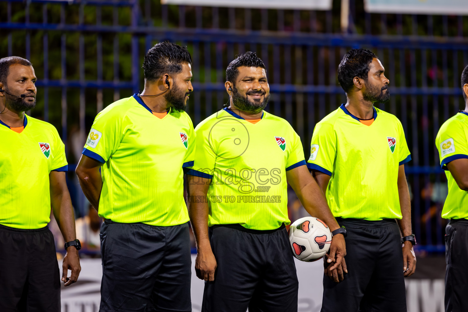 Dhonfan vs Eydhafushi in Day 4 of Better in Baa Futsal Fiesta 2025 Men's division held in B. Eydhafushi, Maldives on Saturday, 8th November 2025. Photos: Nausham Waheed / images.mv
