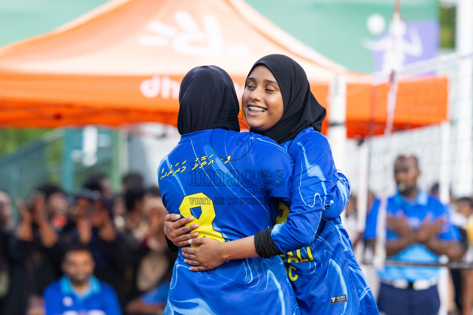 Day 10 of Interschool Volleyball Tournament 2024 was held in Ekuveni Volleyball Court at Male', Maldives on Sunday, 1st December 2024.
Photos: Ismail Thoriq / images.mv