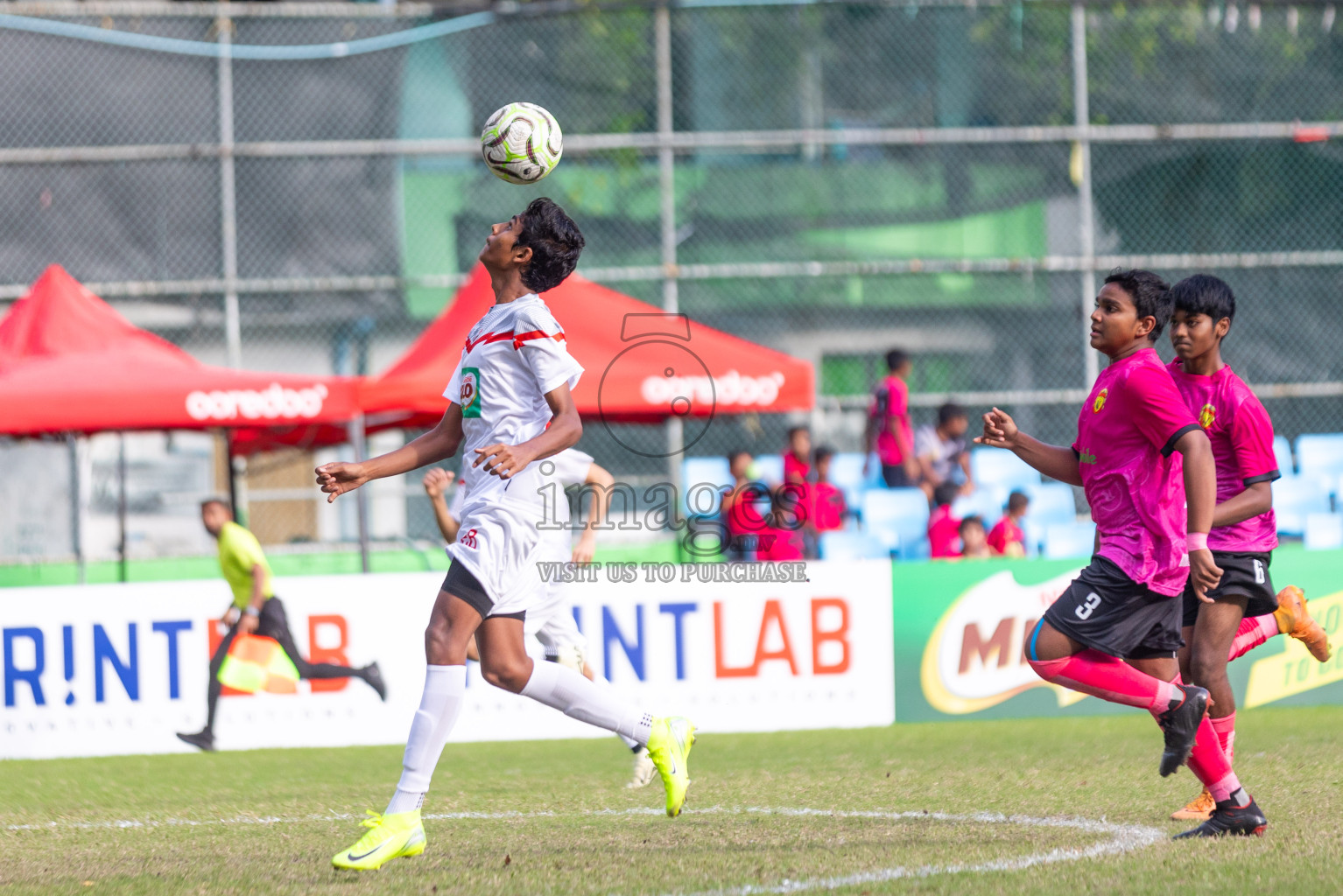 United Victory vs TC Sports Club in Day 7 of Dhivehi Youth League 2024 held at Henveiru Stadium on Sunday, 1st December 2024. Photos: Shuu Abdul Sattar, / Images.mv