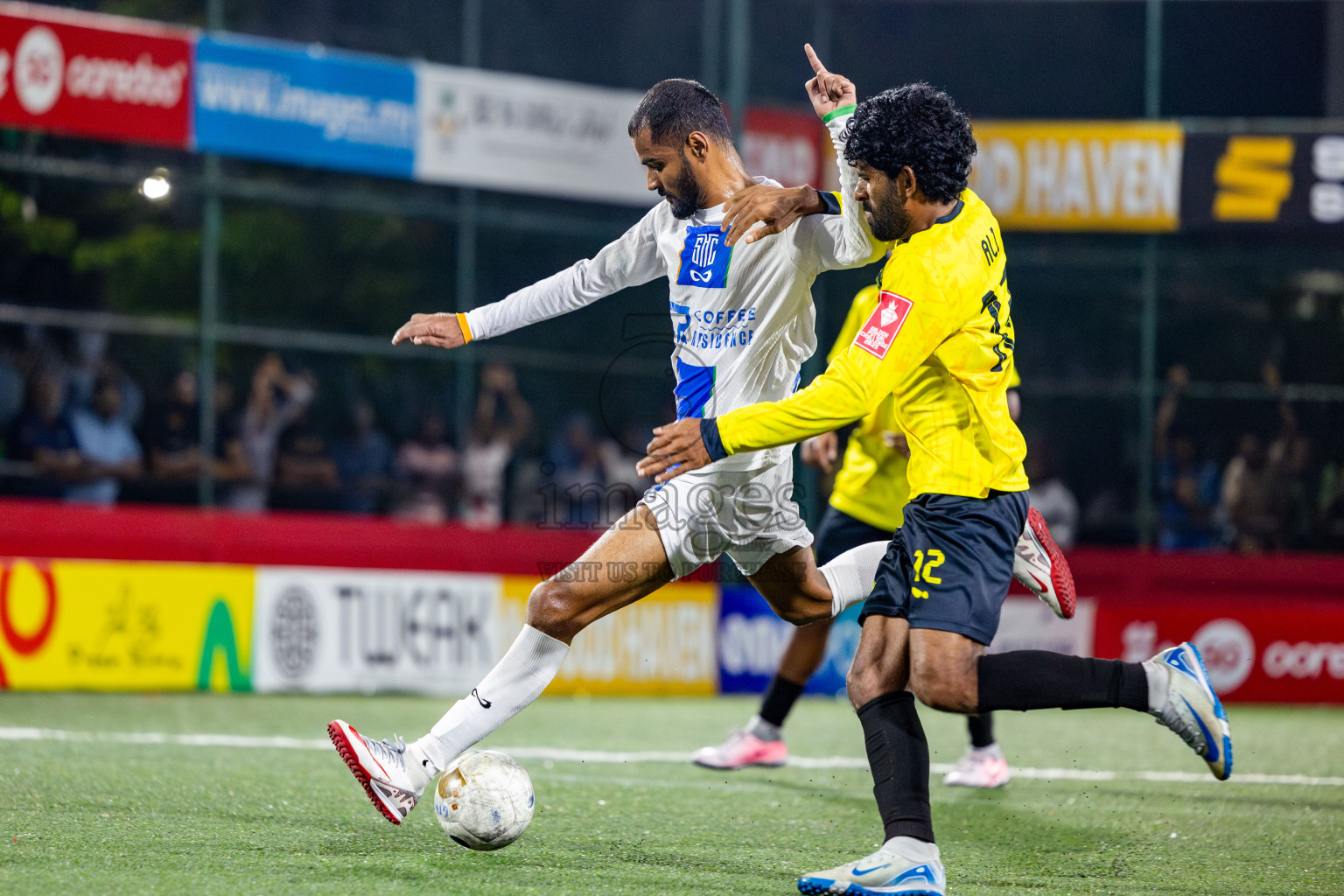 Gdh Gadhdhoo vs S Hithadhoo in zone round Day 30 of Golden Futsal Challenge 2025 was held on Monday , 3rd February 2025, in Hulhumale', Maldives. Photos: Nausham Waheed / images.mv