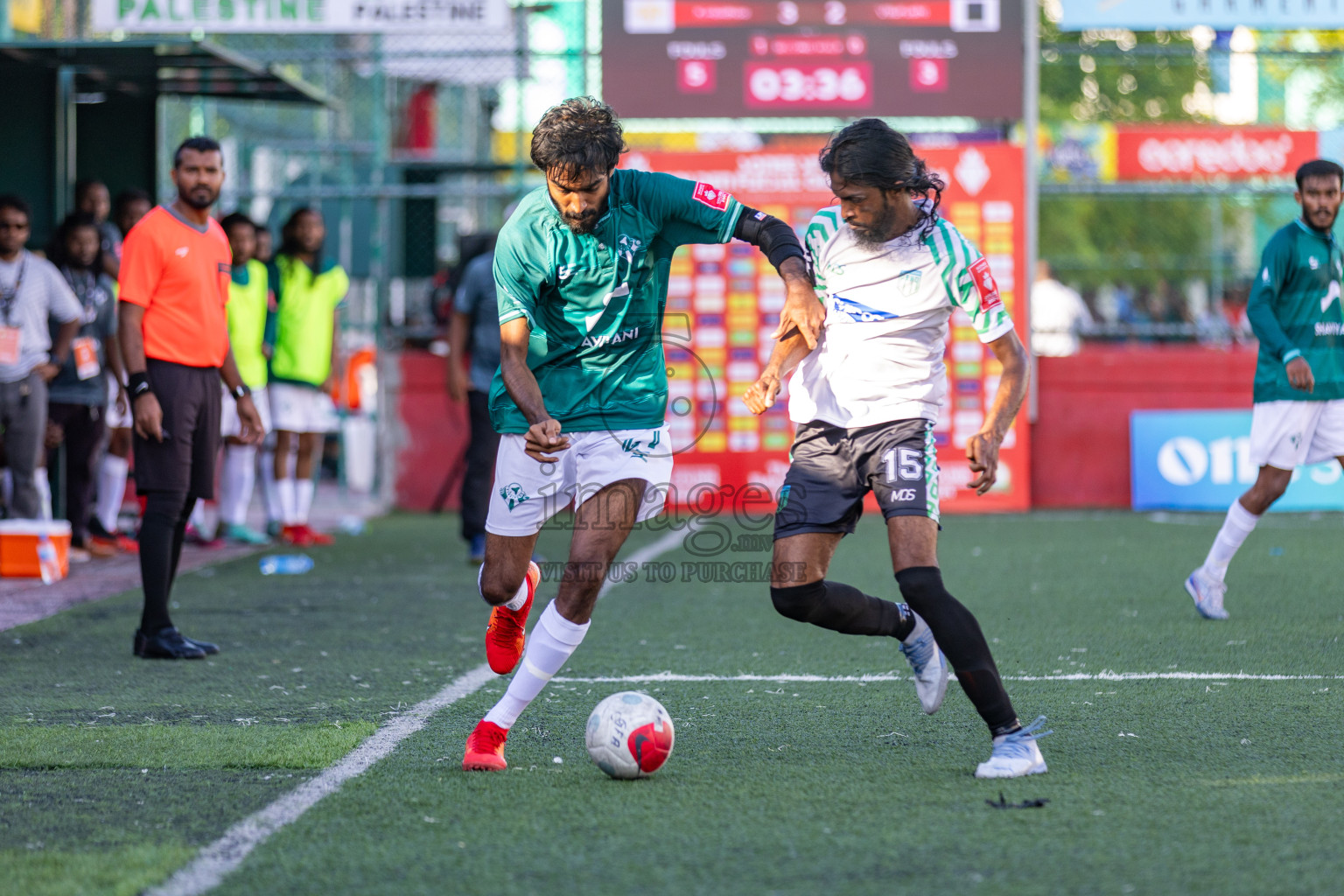 Th. Kinbidhoo vs Th. Vilufushi in Day 6 of Golden Futsal Challenge 2024 was held on Saturday, 20th January 2024, in Hulhumale', Maldives 
Photos: Hassan Simah / images.mv