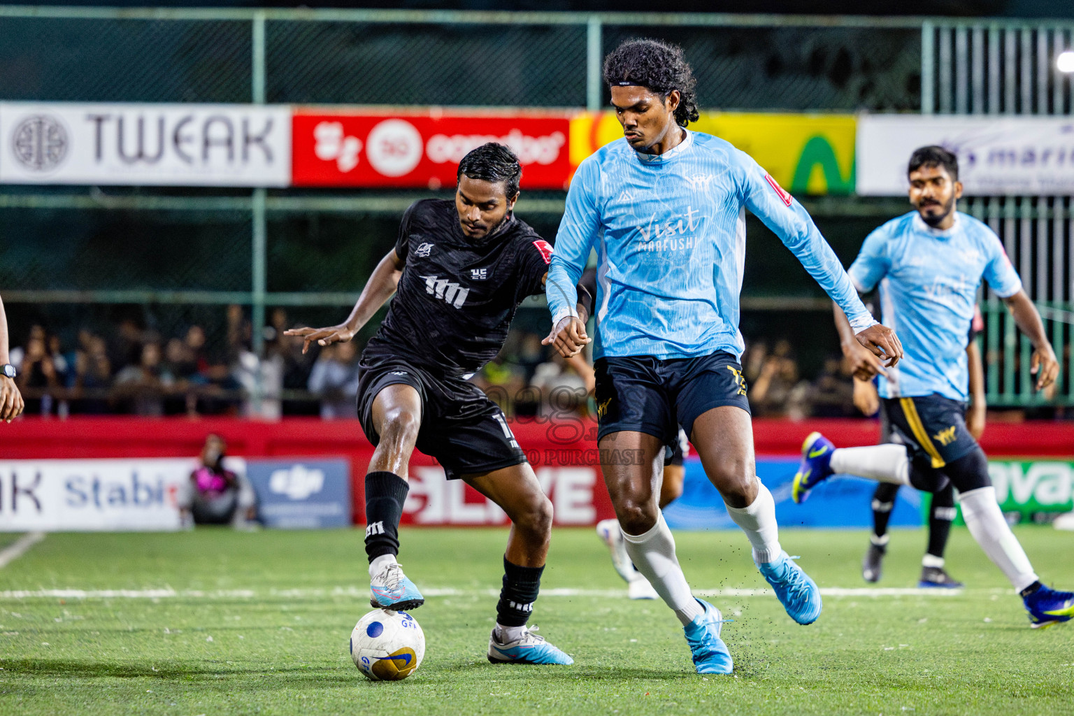 K Maafushi vs K Kaashidhoo in zone round on Day 31 of Golden Futsal Challenge 2025 was held on Tuesday , 4th February 2025, in Hulhumale', Maldives. Photos: Nausham Waheed / images.mv