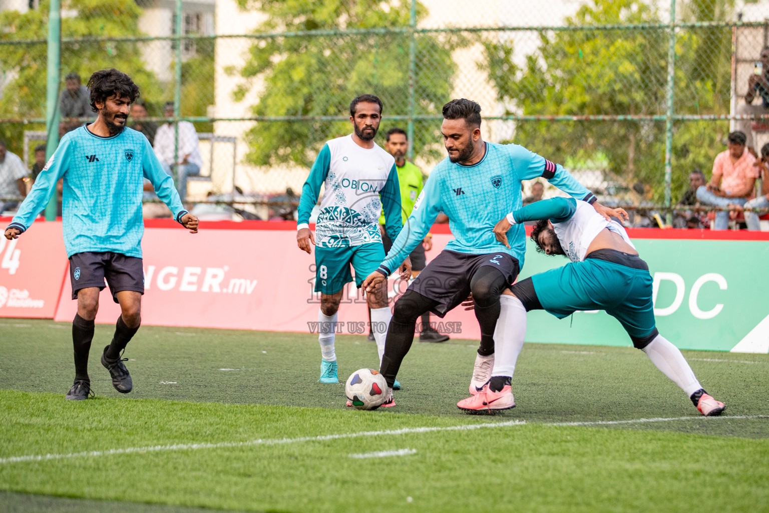 CLUB NDA vs HES CLUB in Club Maldives Classic 2024 held in Rehendi Futsal Ground, Hulhumale', Maldives on Friday, 6th September 2024. 
Photos: Hassan Simah / images.mv