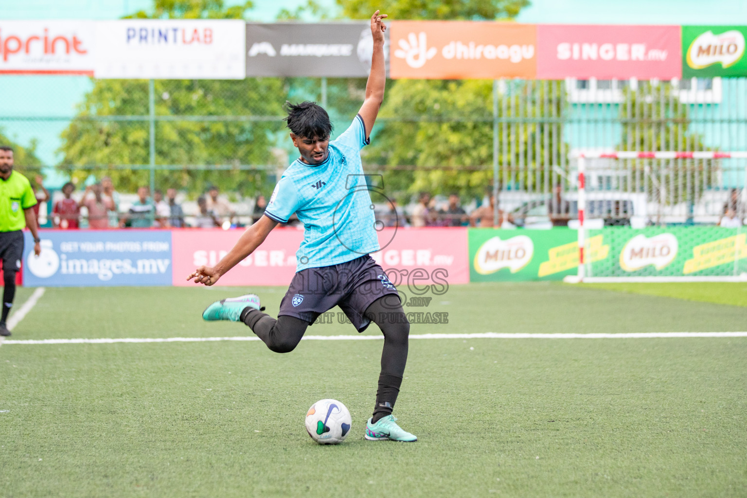 CLUB NDA vs HES CLUB in Club Maldives Classic 2024 held in Rehendi Futsal Ground, Hulhumale', Maldives on Friday, 6th September 2024. 
Photos: Hassan Simah / images.mv