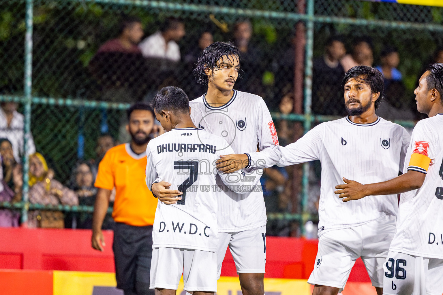 R Dhuvaafaru vs R Meedhoo in Day 14 of Golden Futsal Challenge 2025 was held on Saturday, 18th January 2025, in Hulhumale', Maldives. Photos: Nausham Waheed / images.mv