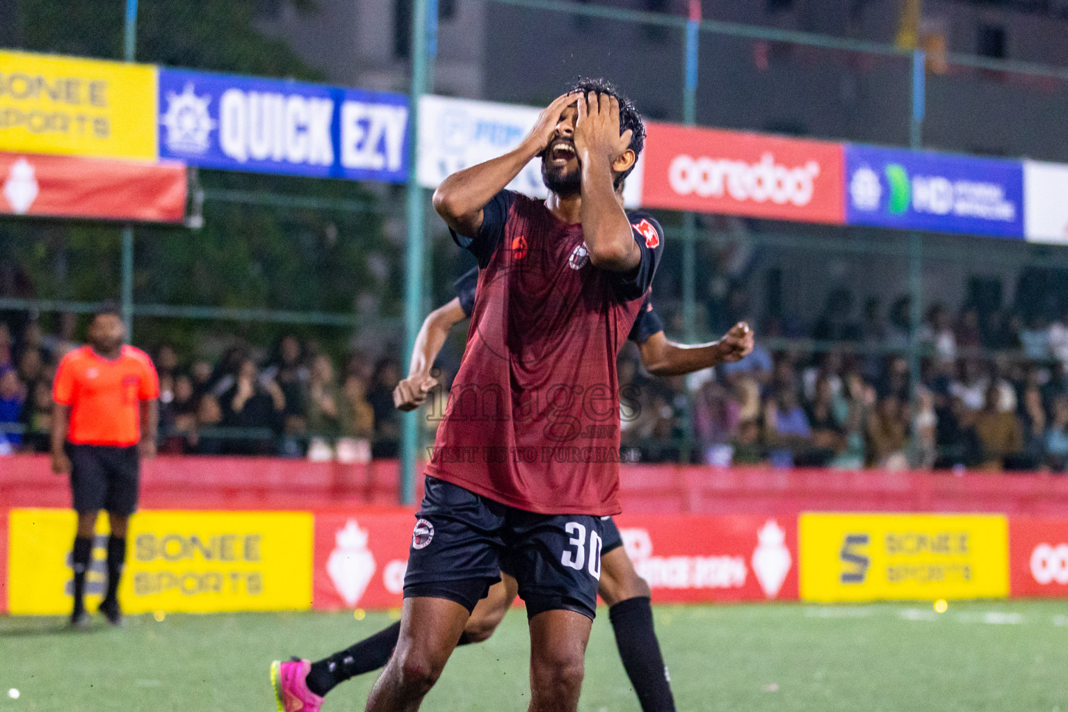 Th. Omadhoo vs Th. Hirilandhoo in Thaa Atoll Semi Final in Day 23 of Golden Futsal Challenge 2024 was held on Tuesday , 6th February 2024 in Hulhumale', Maldives 
Photos: Hassan Simah / images.mv