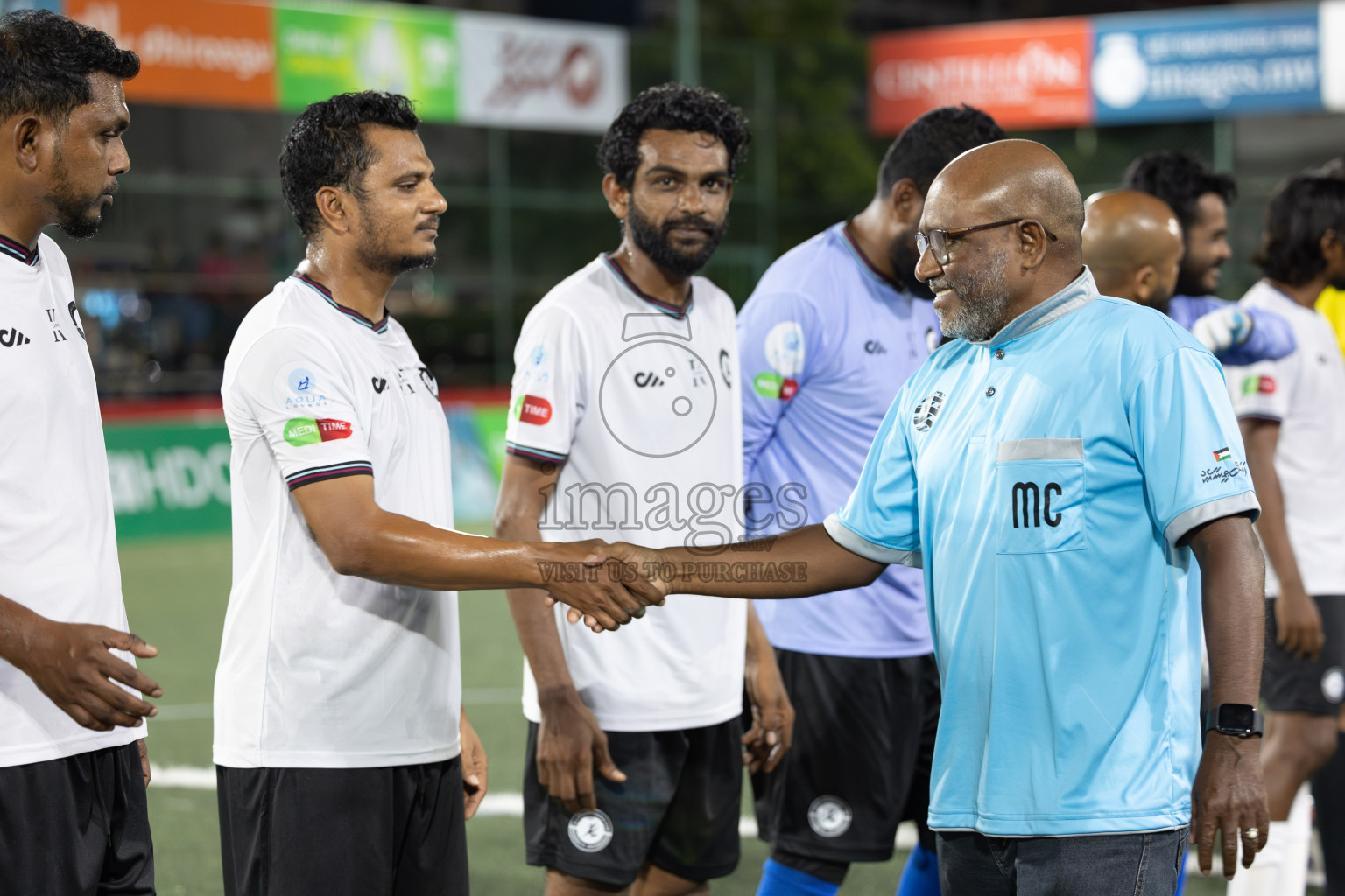 DHAAKHILY CLUB vs KULHIVARU VUZARA CLUB in Club Maldives Classic 2024 held in Rehendi Futsal Ground, Hulhumale', Maldives on Thursday, 12th September 2024. 
Photos: Hassan Simah / images.mv