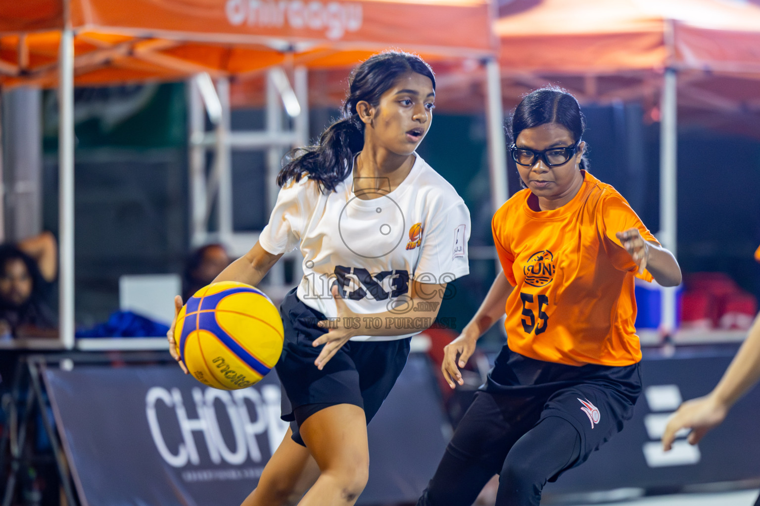 Day 7 of MILO Ramadan 3x3 Challenge 2024 was held in Ekuveni Outdoor Basketball Court at Male', Maldives on Monday, 18th March 2024.
Photos: Mohamed Mahfooz Moosa / images.mv