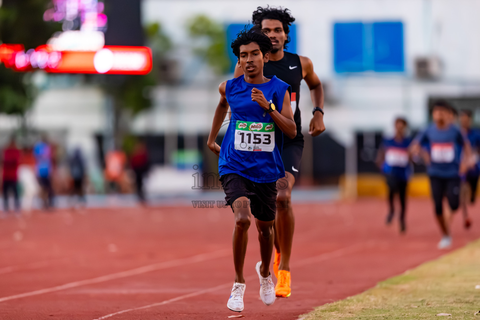 Day 4 of Inter-school Athletics Championship 2025 held in Ekuveni Synthetic Track, Male', Maldives on Thursday, 09th October 2025. Photos by: Nausham Waheed / Images.mv