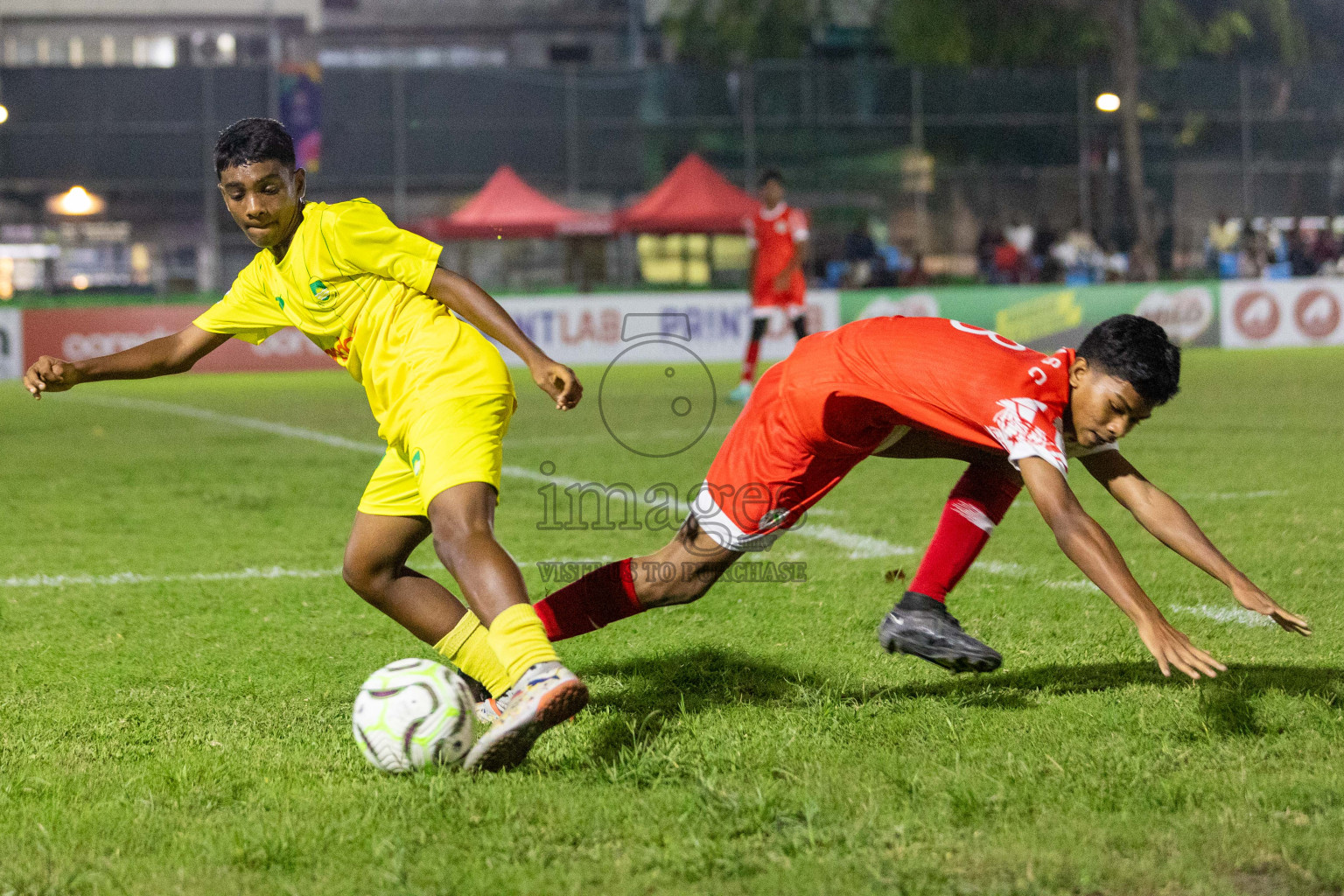 Maziya vs Hurriya (U14) in Day 4 of Dhivehi Youth League 2024 held at Henveiru Stadium on Thursday, 28th November 2024. Photos: Shuu Abdul Sattar/ Images.mv