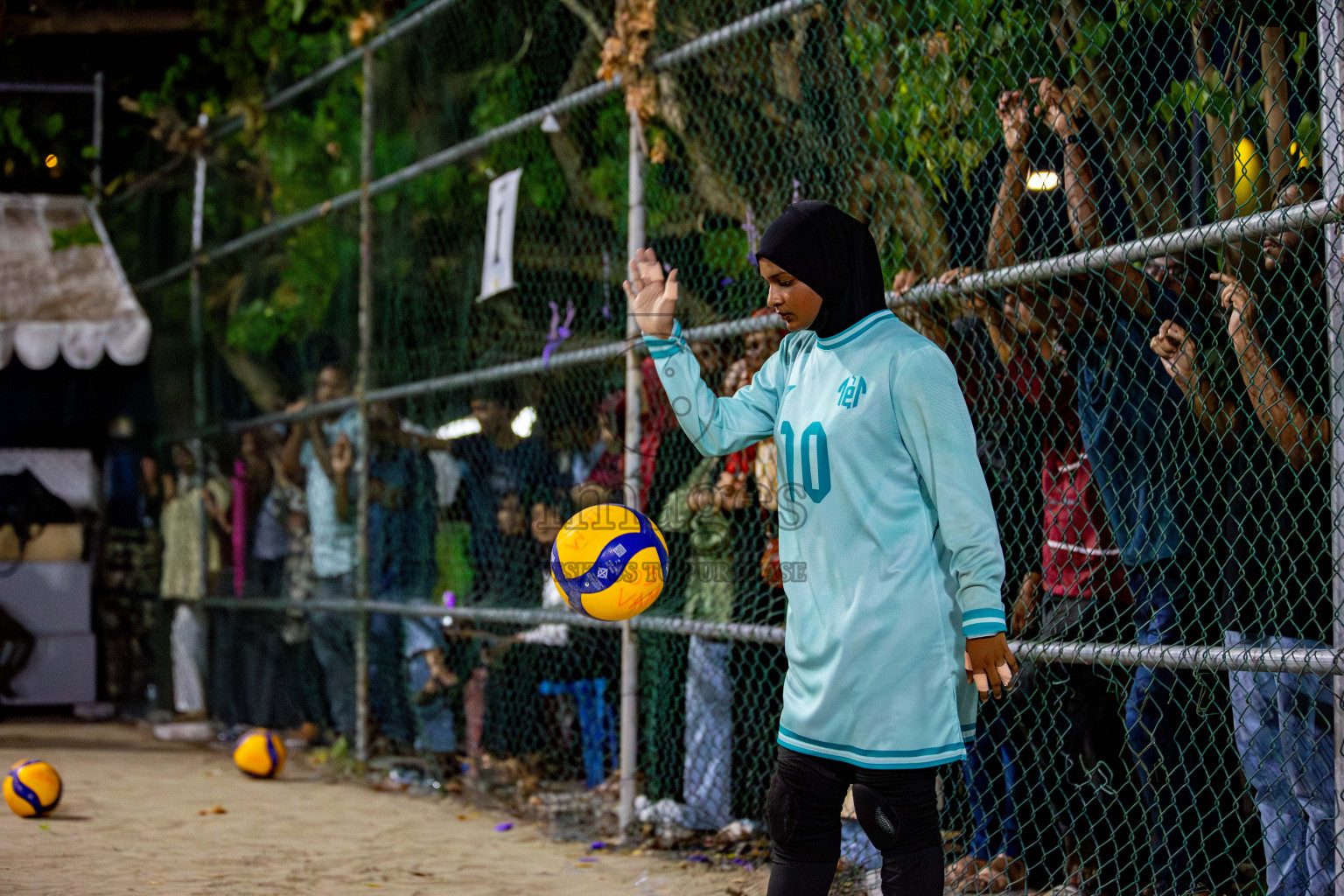 U19 Male and Atoll Girl's Finals in Day 9 of Interschool Volleyball Tournament 2024 was held in ABC Court at Male', Maldives on Saturday, 30th November 2024. Photos: Hassan Simah / images.mv