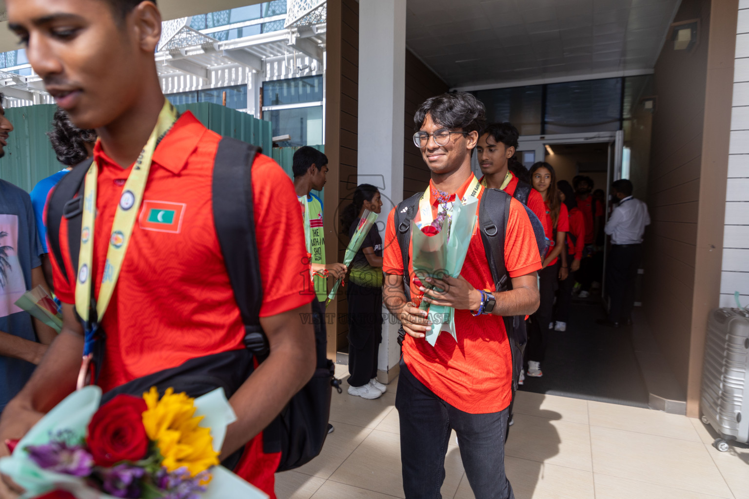 Arrival of Junior athletics team after 4th South Asian Junior Athletics Championship. Both Junior Men and Women's team won Bronze from 4x100m Relay event. 
Photos: Ismail Thoriq / images.mv