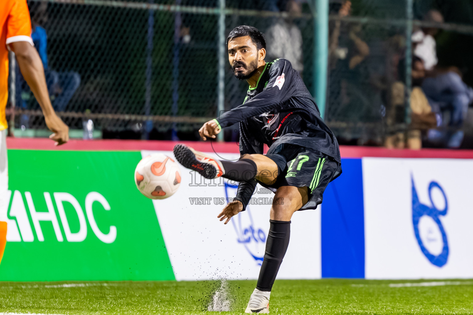 Dhiraagu vs AVSEC in Day 6 of Club Maldives Cup 2025 was held in Rehendhi Futsal Ground, Hulhumale', Maldives on Saturday, 4th October 2025. Photos: Nausham Waheed / images.mv