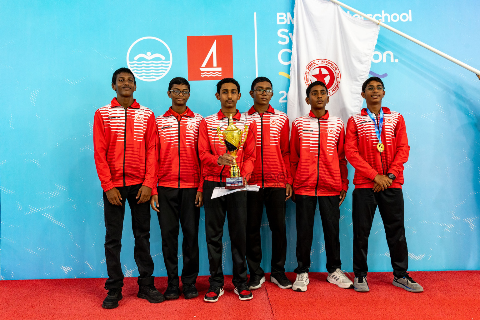 Closing Ceremony of BML 21st Interschool Swimming Competition 2025 .was held in Hulhumale' Swimming Pool, Hulhumale', Maldives on Saturday, 18th October 2025. 
Photos: Hassan Simah / images.mv