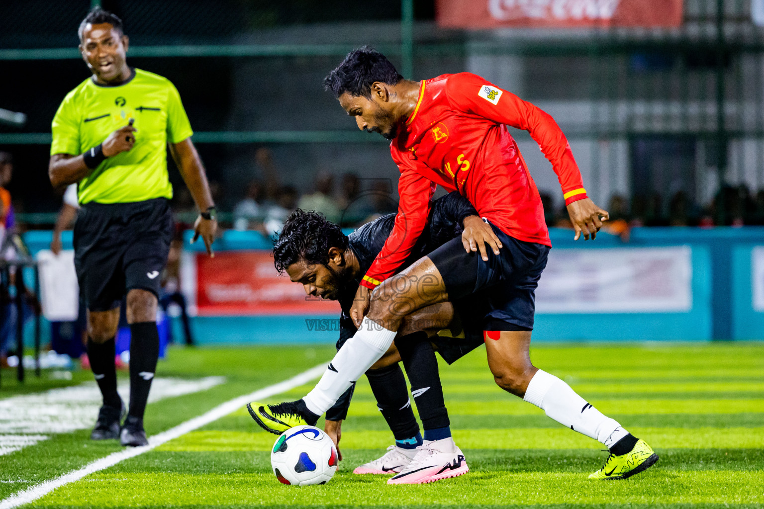 Dee Cee Jay vs Kovigoani in Semi Final of Laamehi Dhiggaru Ekuveri Futsal Challenge 2024 was held on Monday, 29th July 2024, at Dhiggaru Futsal Ground, Dhiggaru, Maldives Photos: Nausham Waheed / images.mv