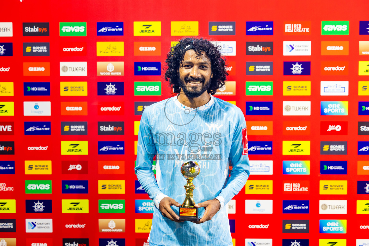 K Maafushi vs K Guraidhoo in Kaafu Atoll Semi Final in Day 24 of Golden Futsal Challenge 2025 was held on Tuesday , 28th January 2025, in Hulhumale', Maldives. Photos: Nausham Waheed / images.mv