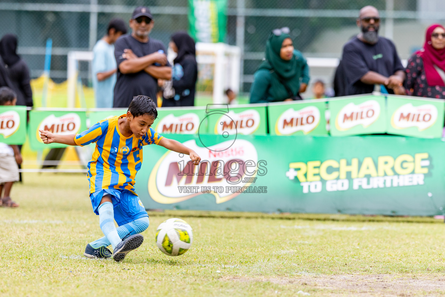 Day 1 of MILO SVAM Juniors 2025 (U-8) was held at Henveiru Stadium in Male', Maldives on Thursday, 26th June 2025. 
Photos: Hassan Simah / images.mv