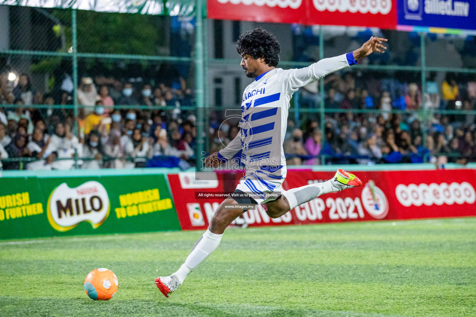 STO RC Vs Team Fenaka in the Quarter Finals of Club Maldives 2021 held in Hulhumale, Maldives on 13 December 2021. Photos: Shu Abdul Sattar / images.mv