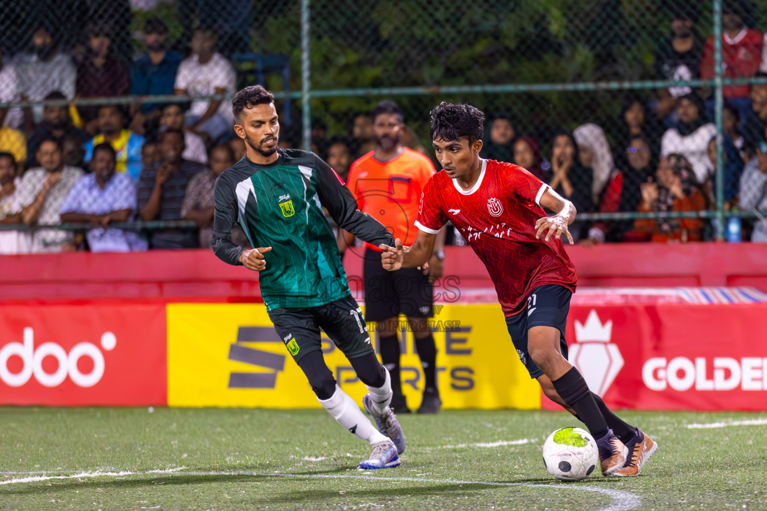 HDh Vaikaradhoo vs HDh Nolhivaran in Day 14 of Golden Futsal Challenge 2024 was held on Sunday, 28th January 2024, in Hulhumale', Maldives
Photos: Ismail Thoriq / images.mv