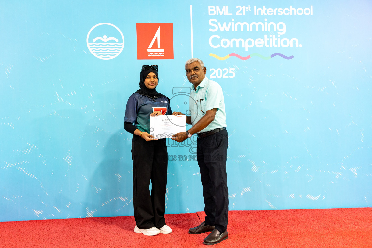 Closing Ceremony of BML 21st Interschool Swimming Competition 2025 .was held in Hulhumale' Swimming Pool, Hulhumale', Maldives on Saturday, 18th October 2025. 
Photos: Hassan Simah / images.mv